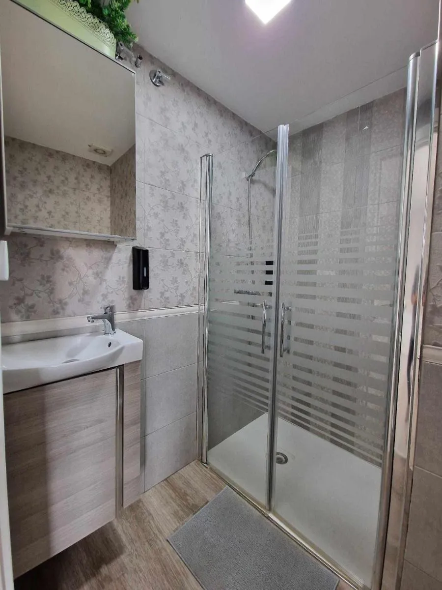 Image 2 of 2 rooms 2 baths y parking Cathedral Malaga