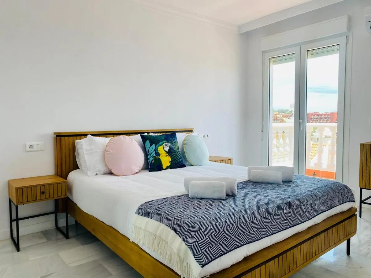Image 1 of 3 level Lux Apart Beach Benalmadena