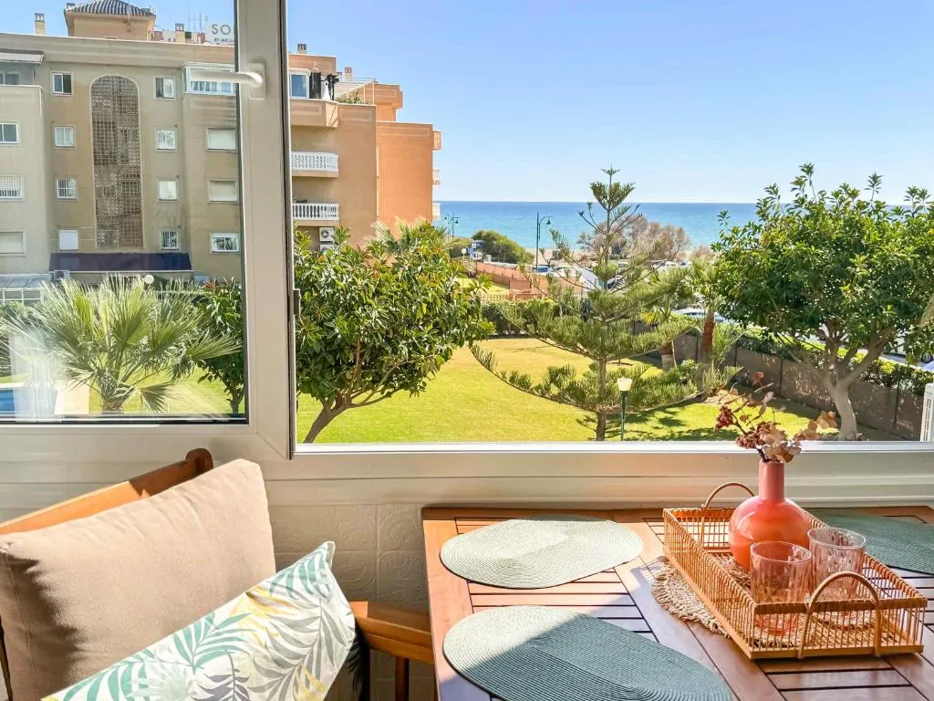 Image of Apartamento con vistas al mar a 1 min de la playa