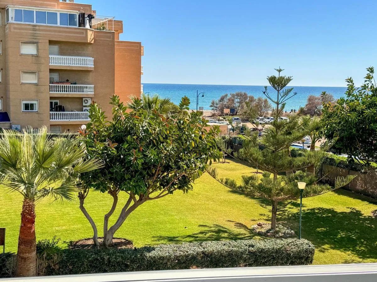 Image 6 of Apartamento con vistas al mar a 1 min de la playa