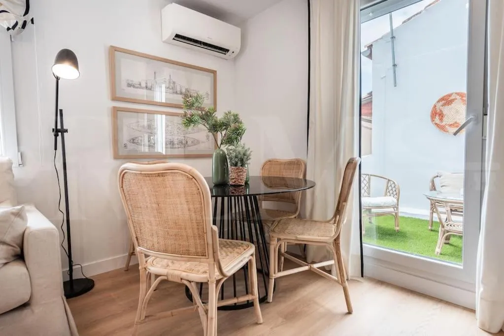 Image 3 of Apartment with Cathedral view & terrace by REMS
