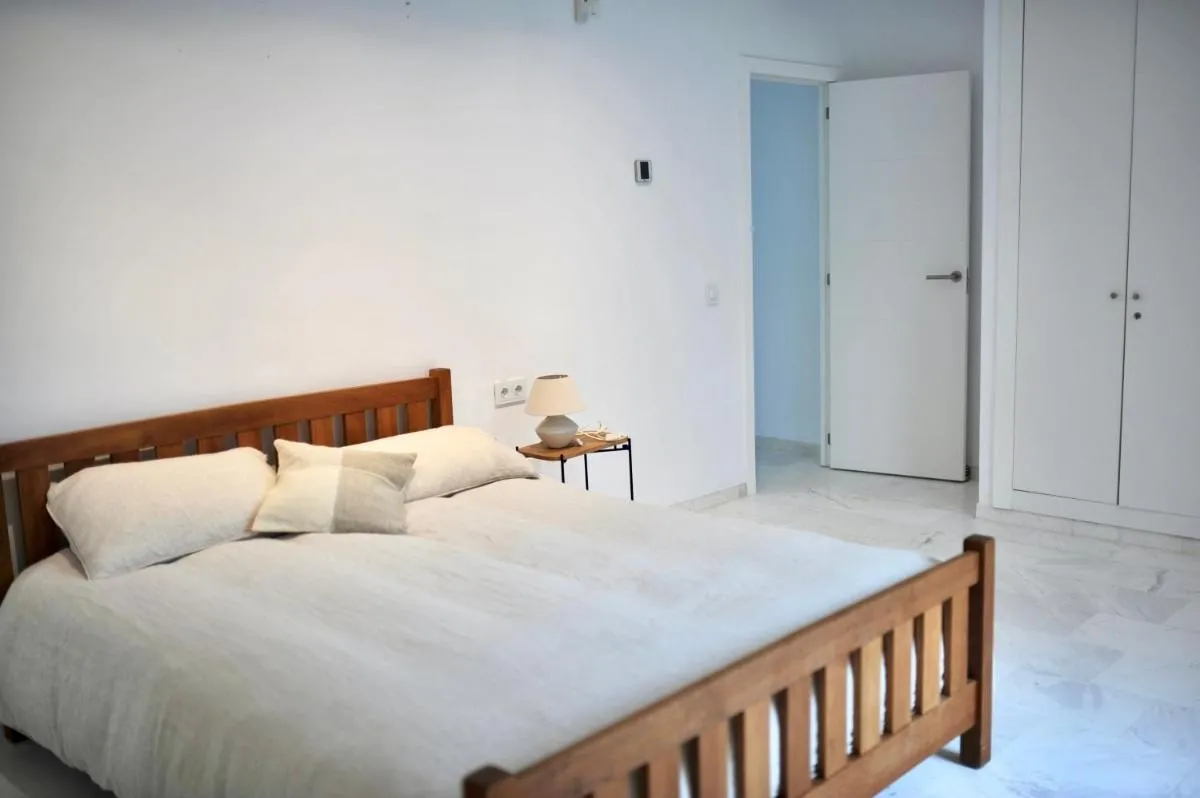 Image 6 of Bright apartment in the hills of Elviria