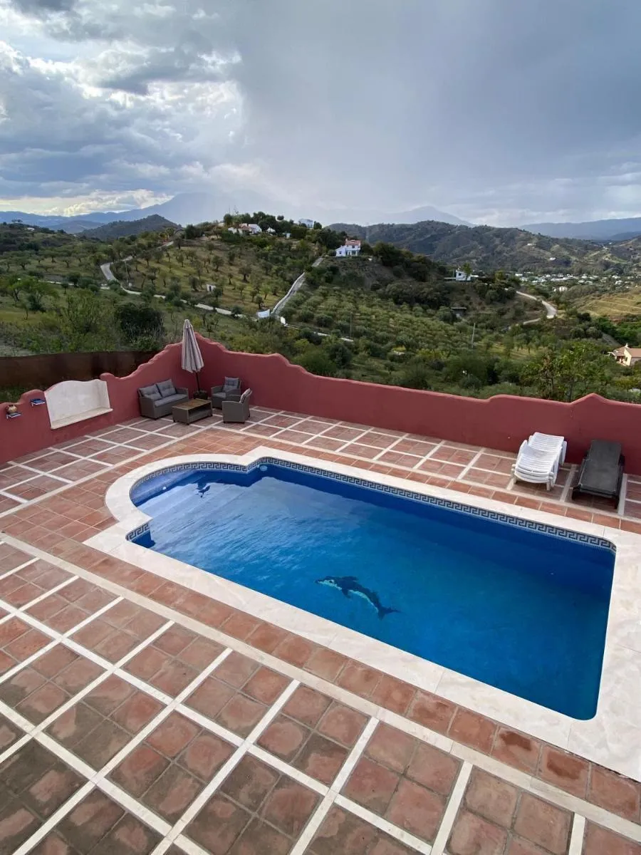 Image 3 of Casa peace