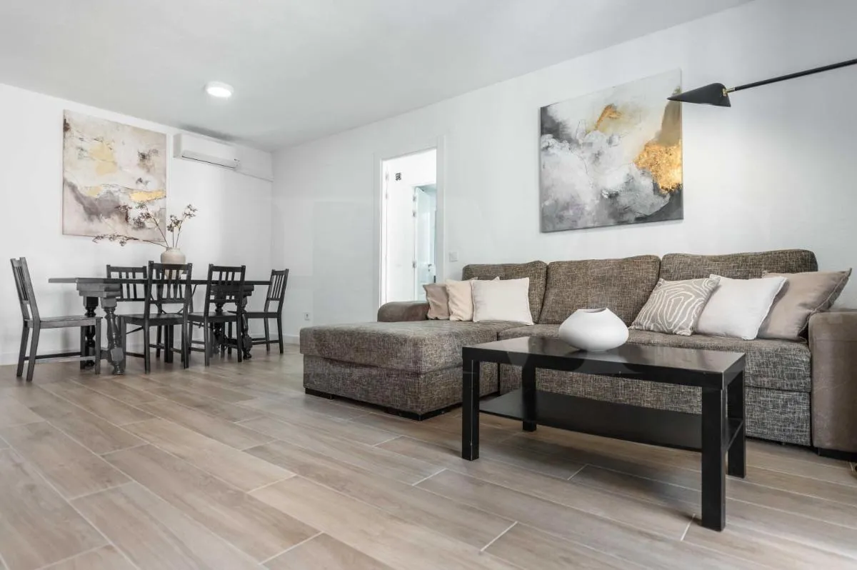Image 2 of Central and spacious apartment by REMS