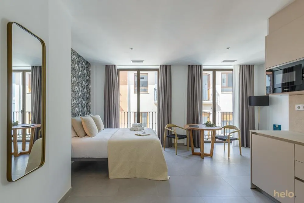 Image 5 of Cervantes Suites by Helo