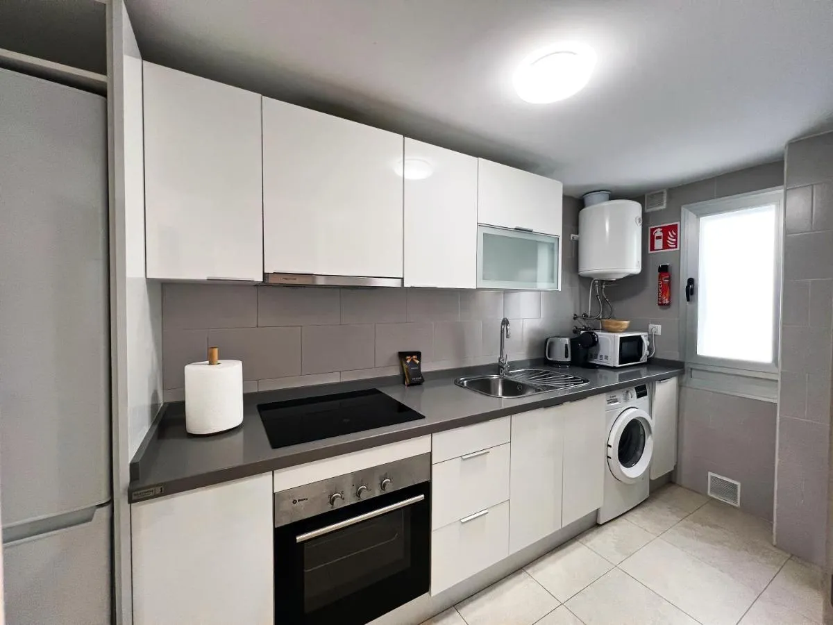 Image 3 of ChicFlat Héroe de Sostoa Málaga