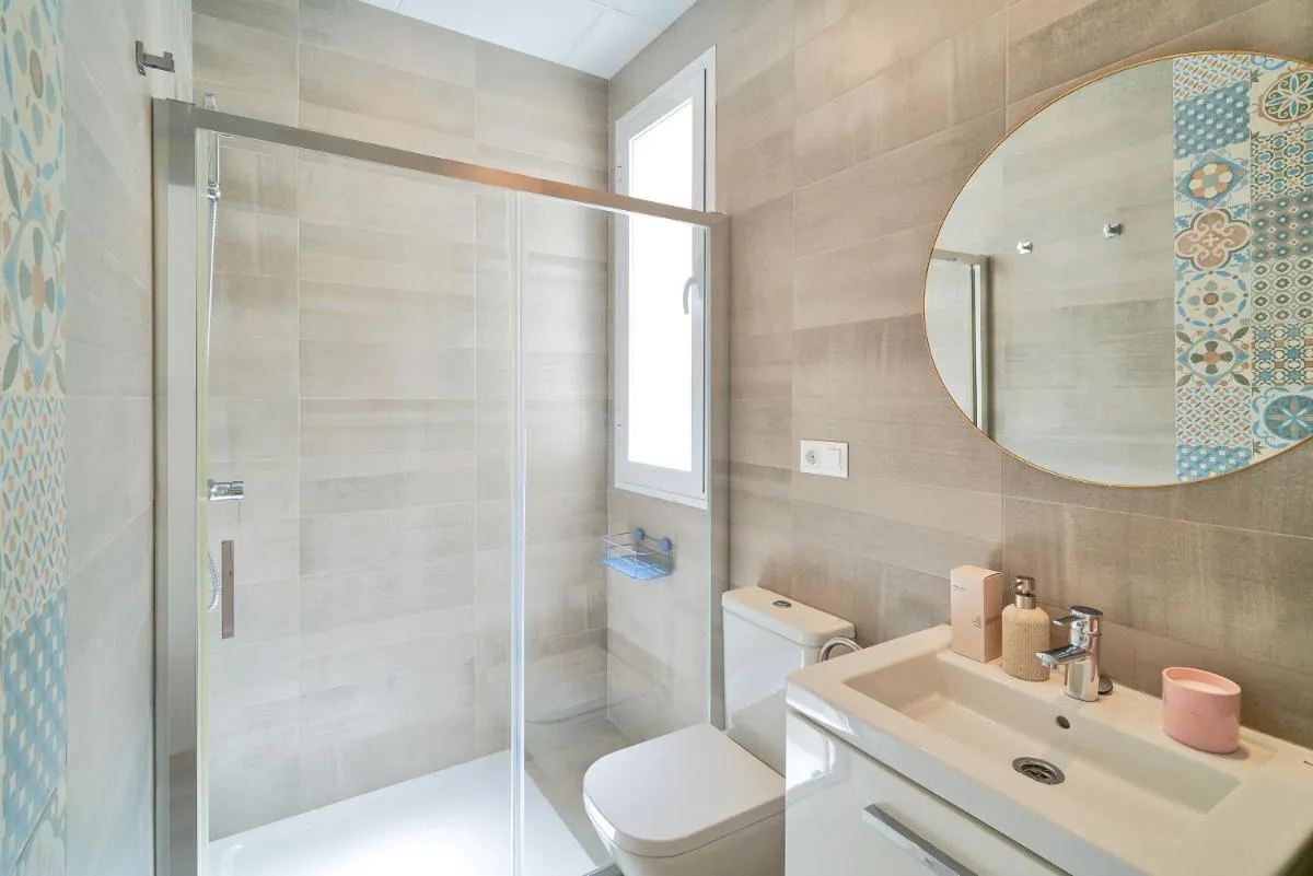 Image 2 of City Suite