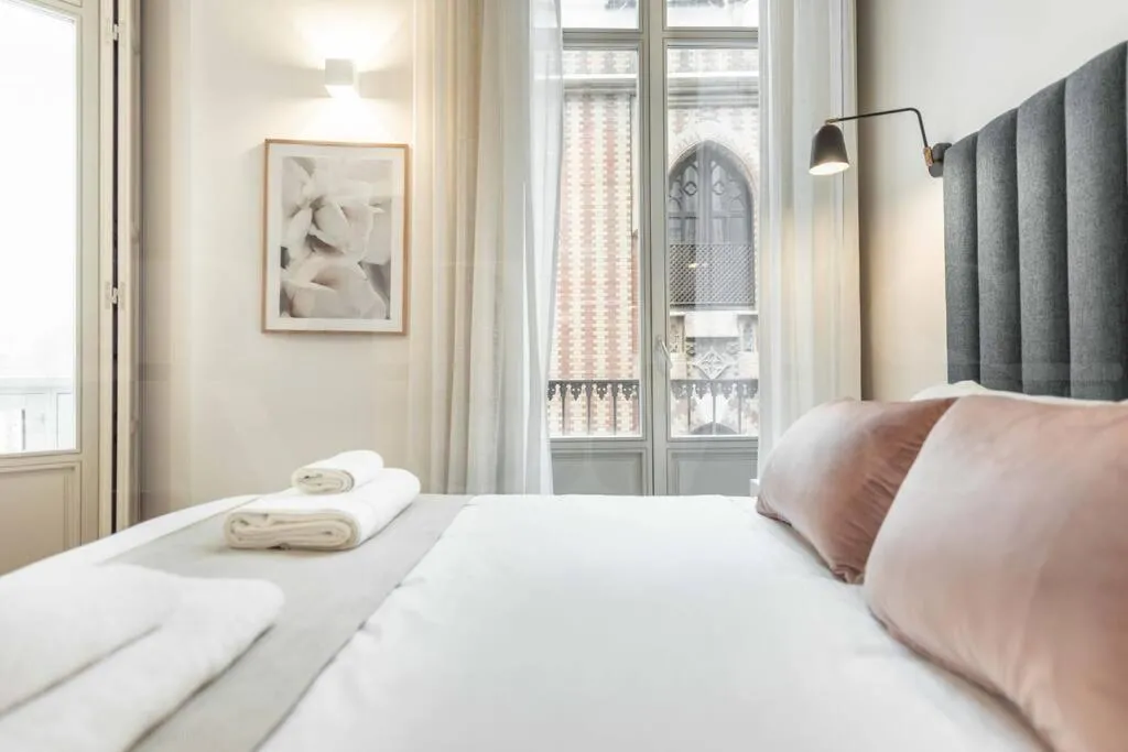 Image 5 of Contemporary loft in the historic city center by REMS