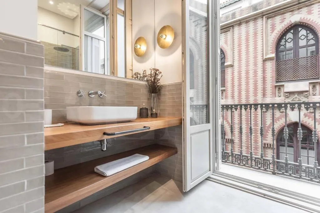 Image 6 of Contemporary loft in the historic city center by REMS