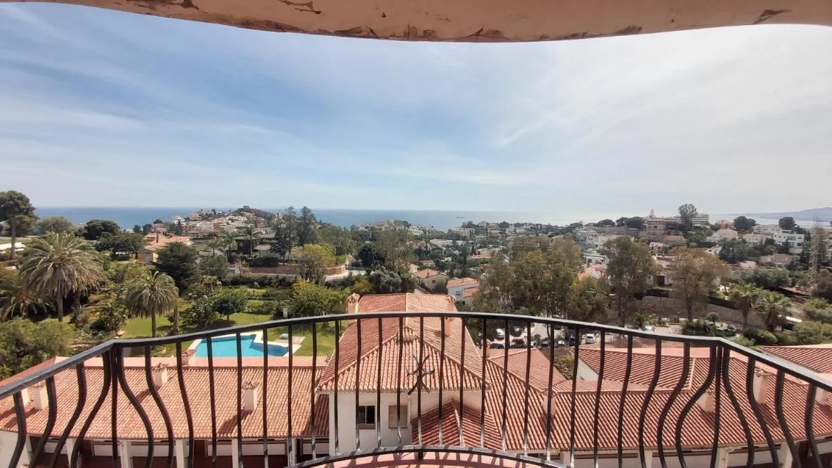 Image 2 of Del Parque Flats Interpares Swimmingpool