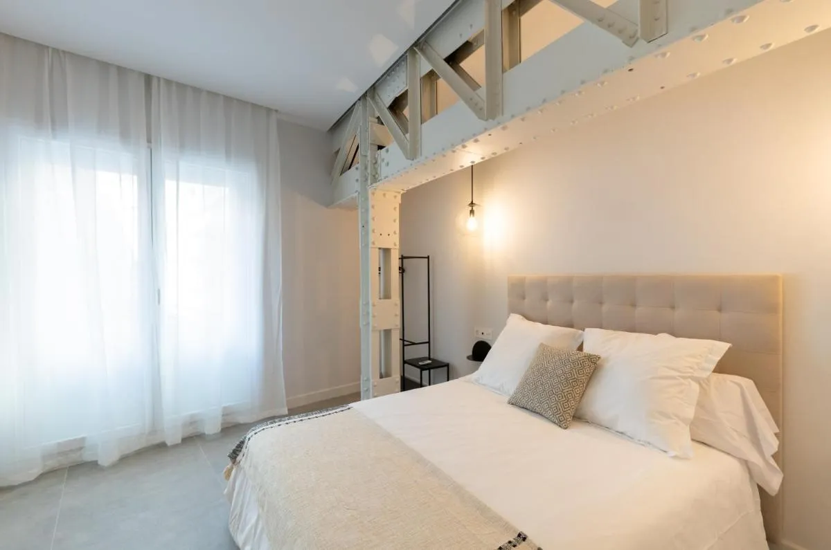 Image 6 of Diana Suites 23