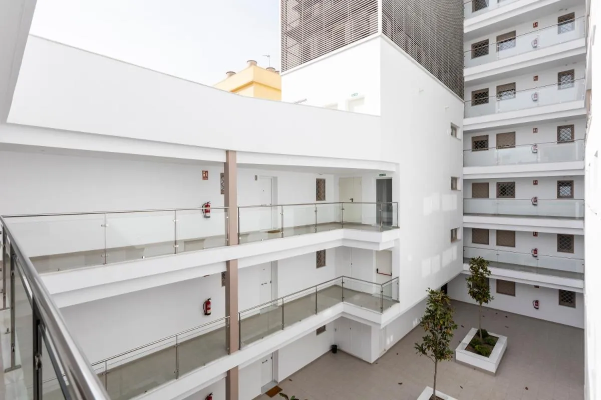 Image 6 of Fabuloso Apartamento nuevo con Parking y Piscina