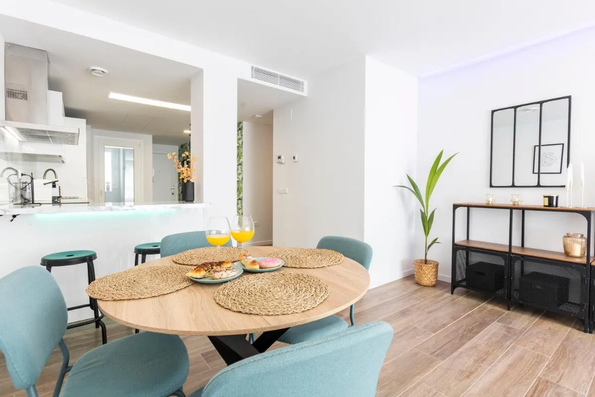 Image 4 of Fabuloso Apartamento nuevo con Parking y Piscina