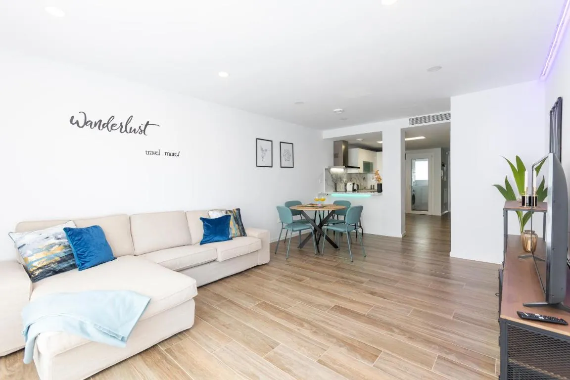 Image of Fabuloso Apartamento nuevo con Parking y Piscina