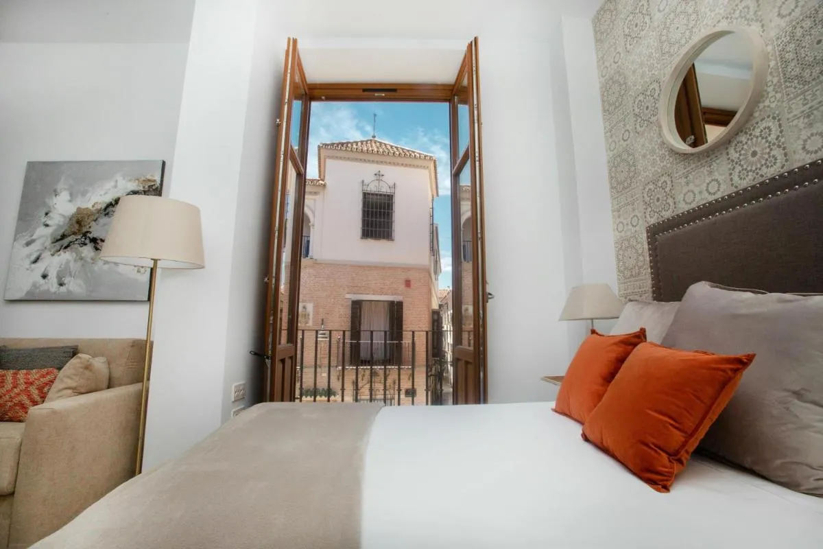 Image 1 of Feelathome Mártires Apartments