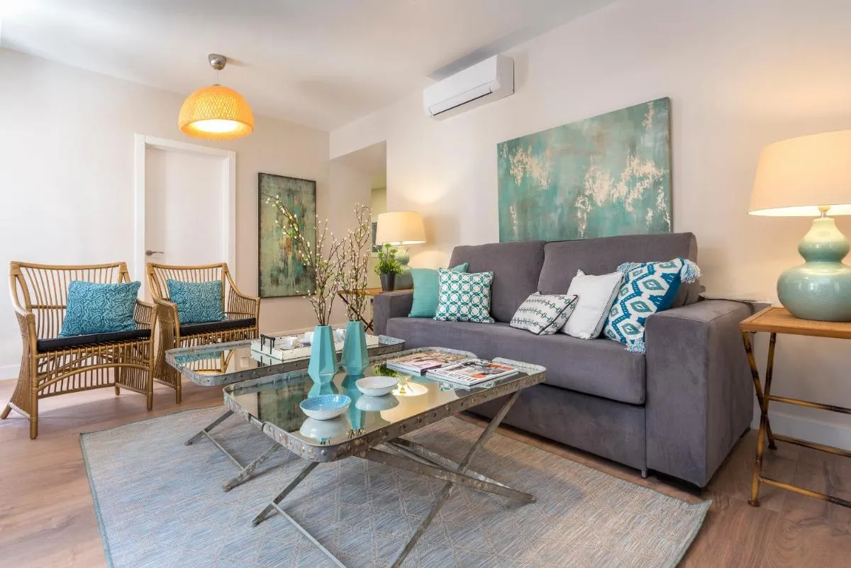 Image 1 of Genteel Home Picasso