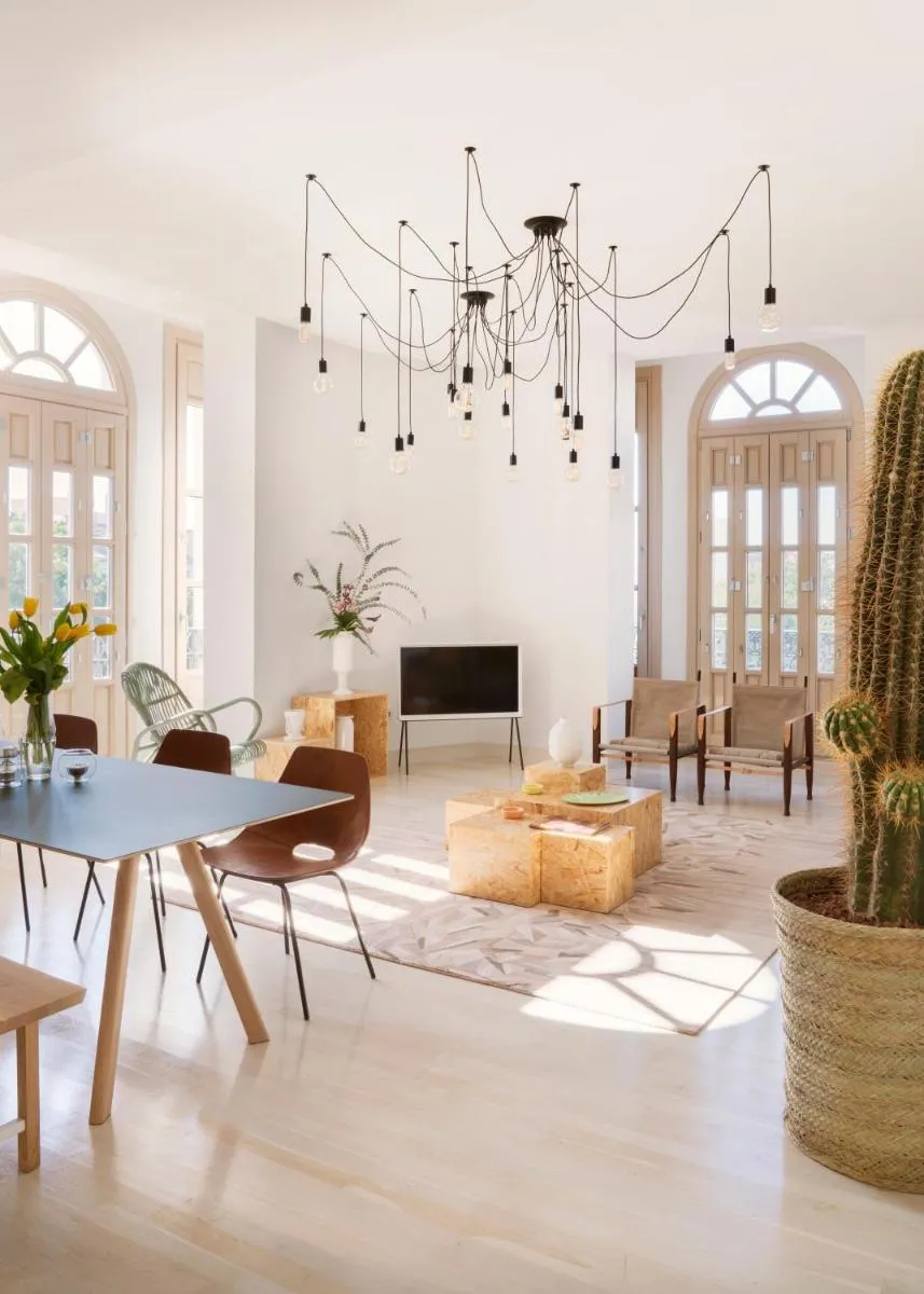 Image 6 of Halcyon Days designer apartments by Ana Locking