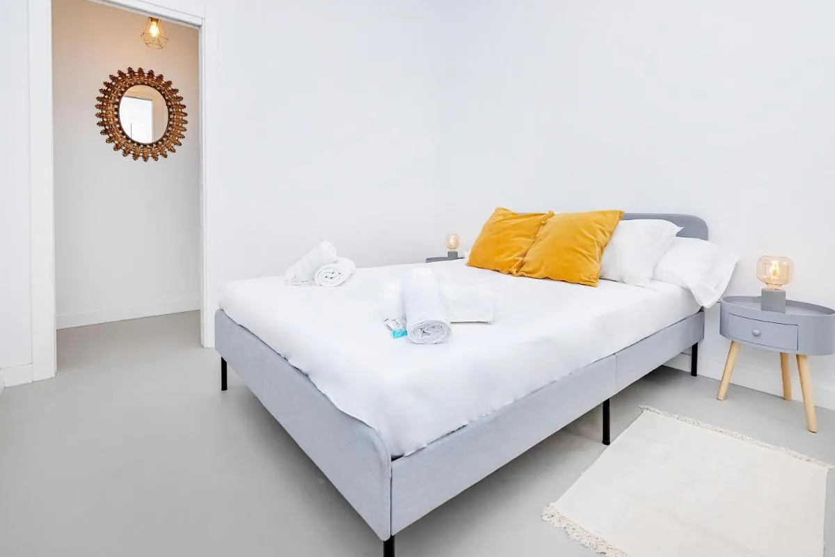 Image 6 of Homey Apt- Ático con vistas a la catedral