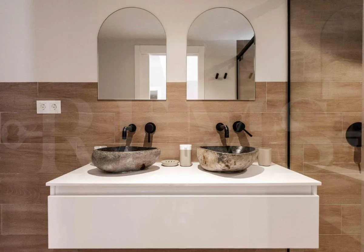 Image 2 of Idyllic and spacious apartment with parking – Center by REMS