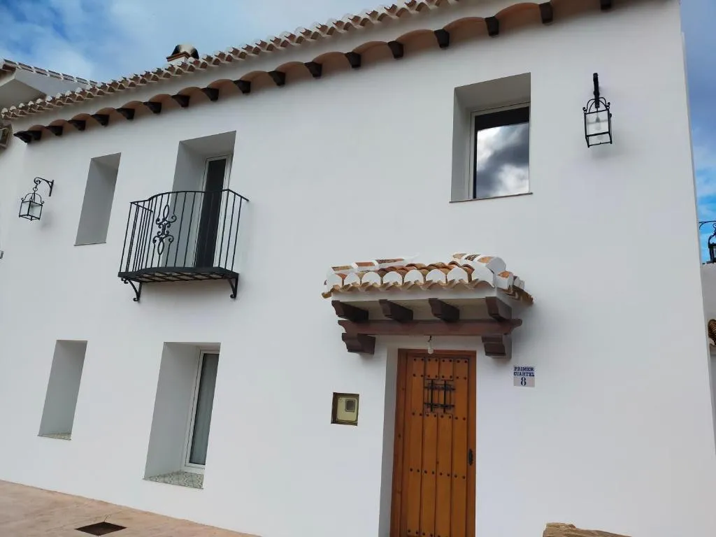 Image of LA CASA DE LA HUERTA Stylish family cottage in Malaga countryside