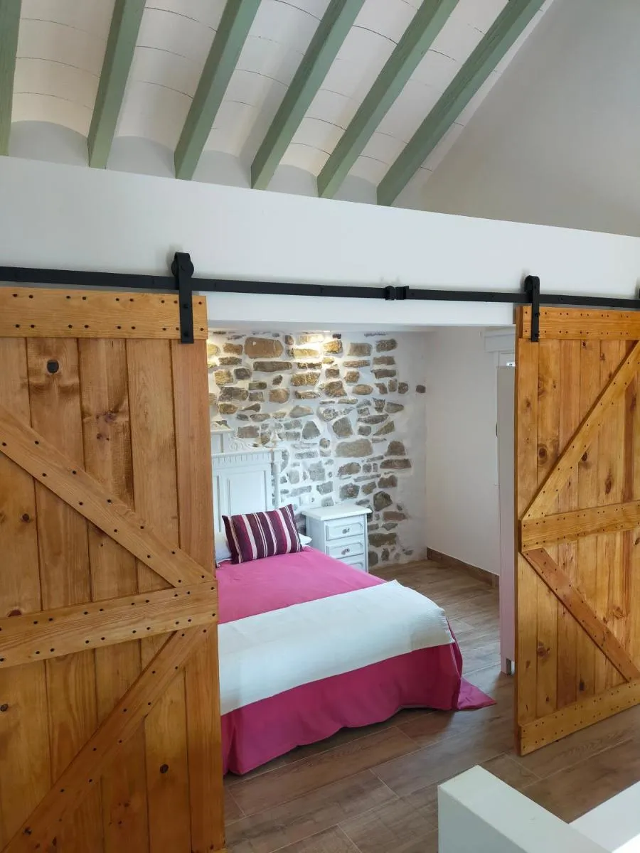 Image 4 of LA CASA DE LA HUERTA Stylish family cottage in Malaga countryside