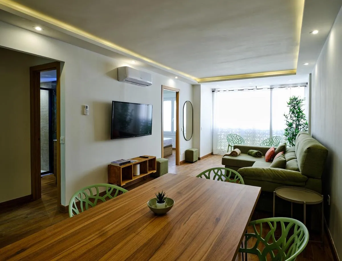 Image 4 of Leo Home- bright & centric 3 bedrooms apartment with private parking included
