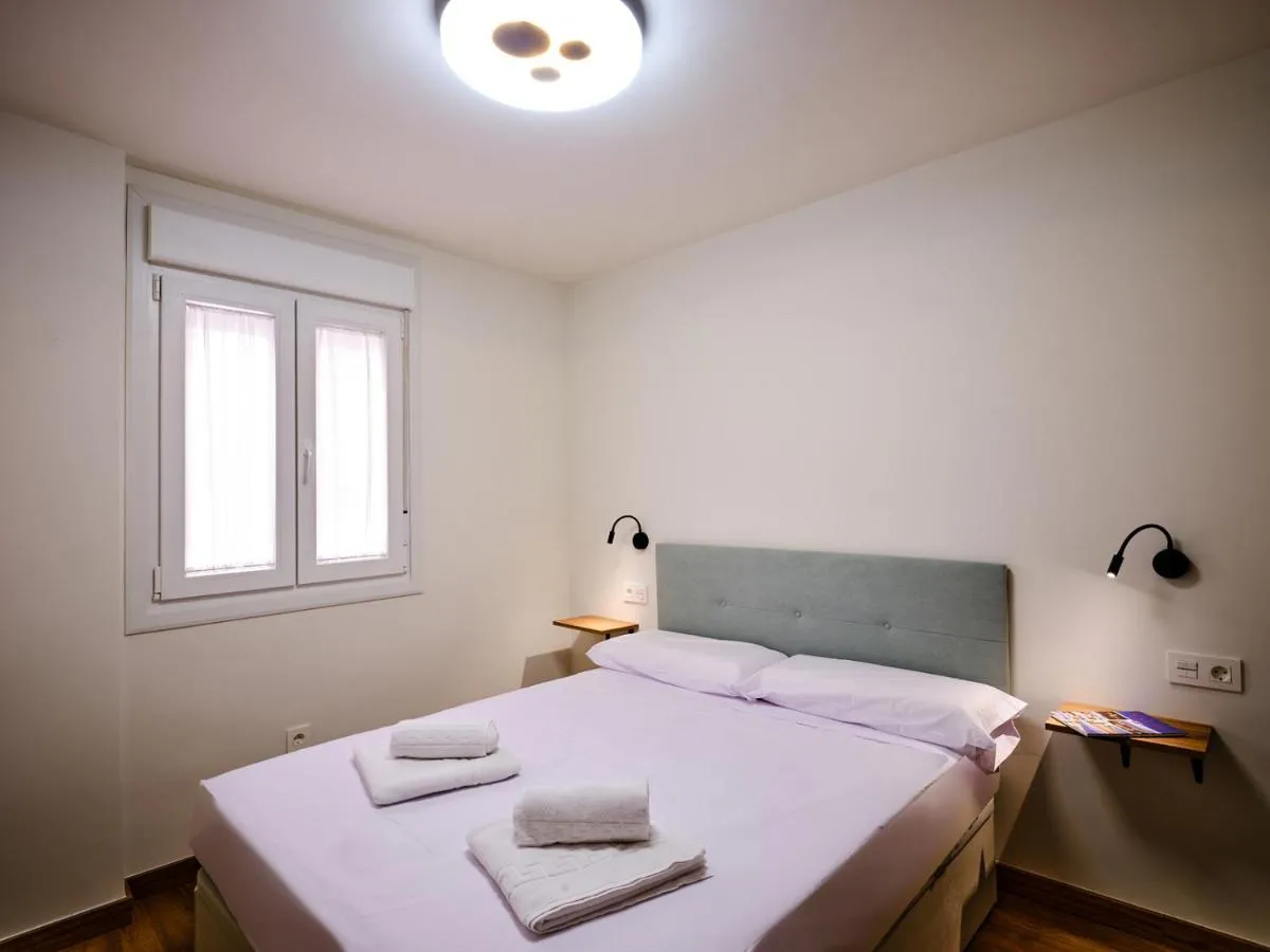 Image 6 of Leo Home- bright & centric 3 bedrooms apartment with private parking included