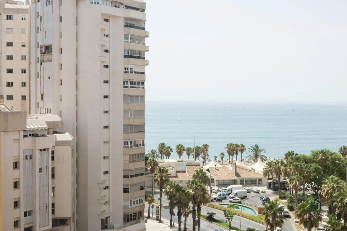 Image 5 of Living4Malaga Arenal Superior Beach