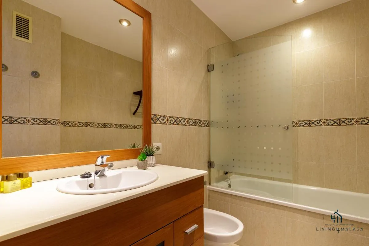 Image 2 of Living4malaga Ollerias Centre Apartment