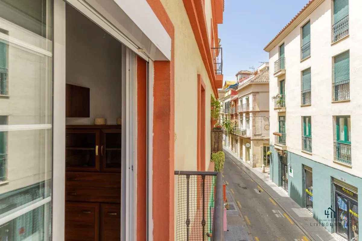 Image 5 of Living4malaga Ollerias Centre Apartment