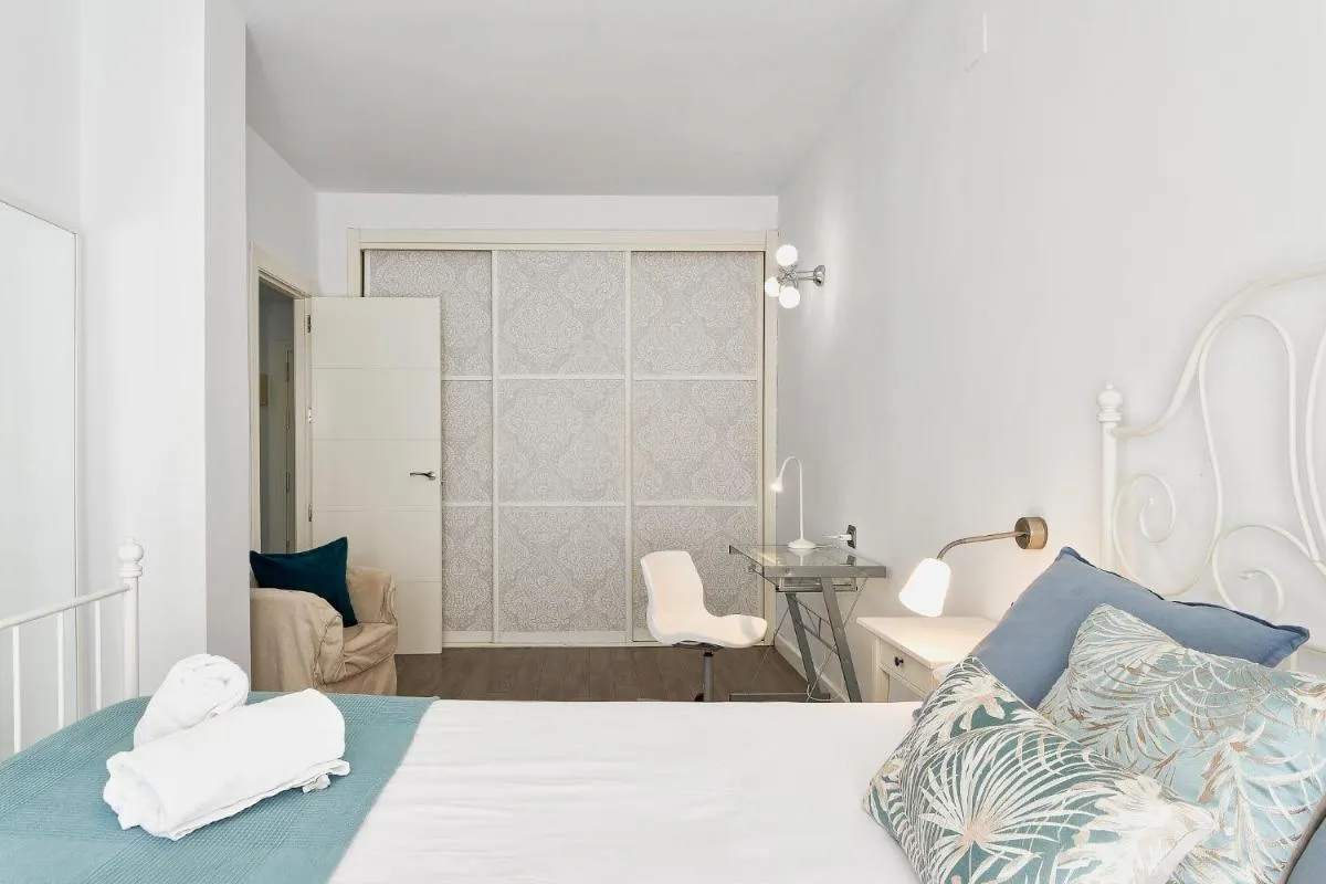 Image 6 of Lovely Central Suite