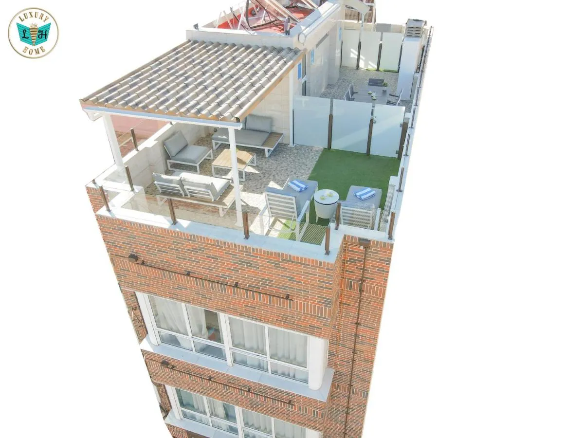 Image 1 of Luxury Home Poseidon
