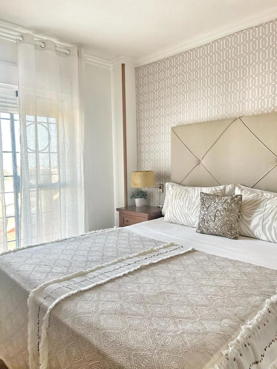 Image 3 of Luxury Sunny Villa