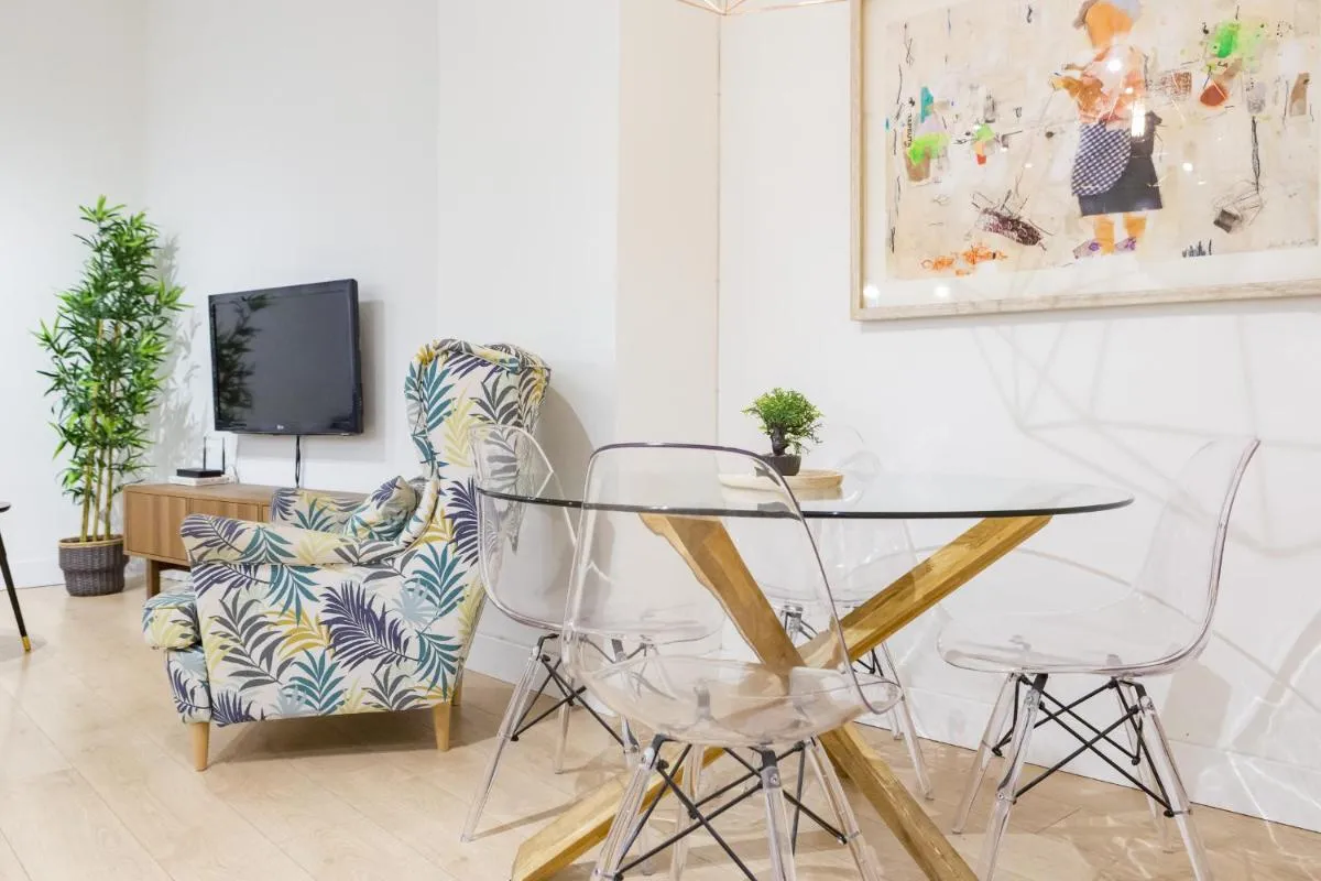 Image 6 of -MalagaSunApts-Central&Cozy 3BDs Free PARKiNG