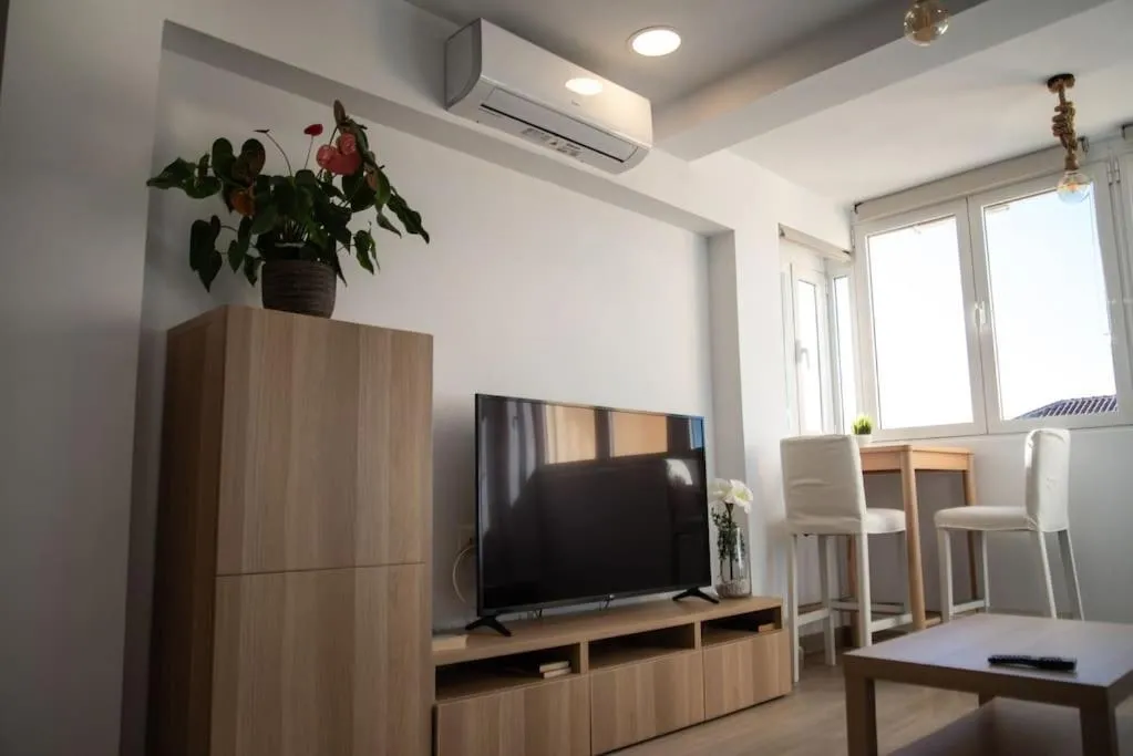 Image 2 of Mediterranean Sea Views Apartment in Huelin