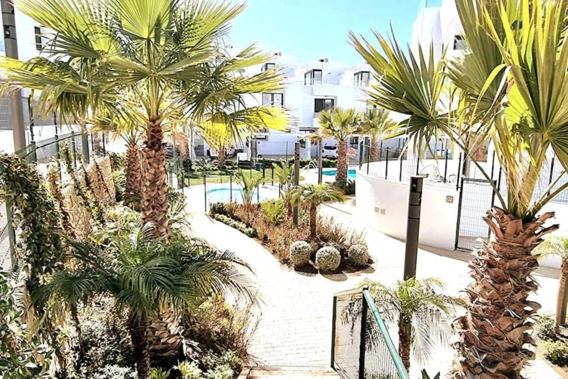 Image of Modern terrassed house close beach