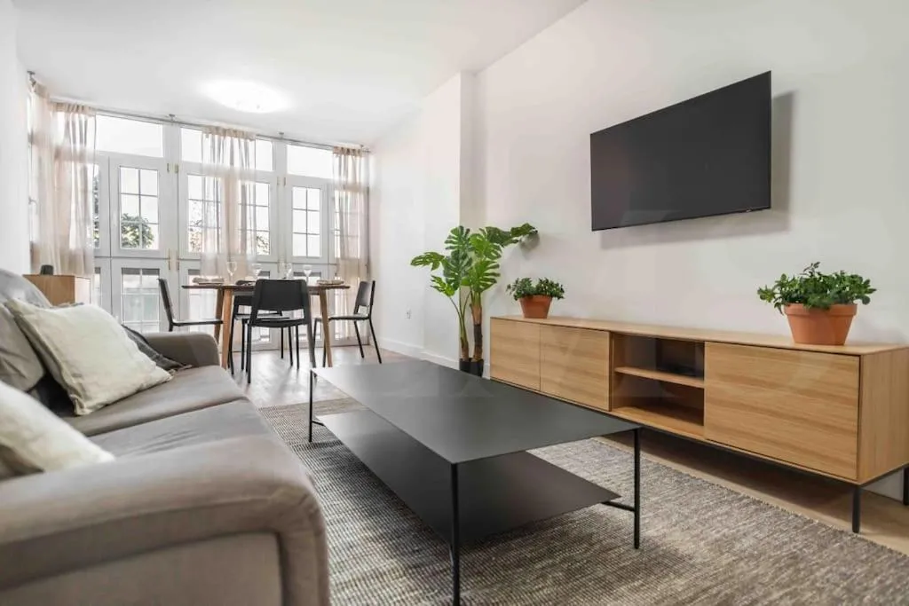 Image of NEW Bright and modern apartment by REMS