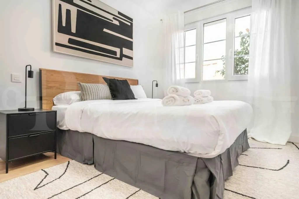 Image 1 of NEW Bright and modern apartment by REMS