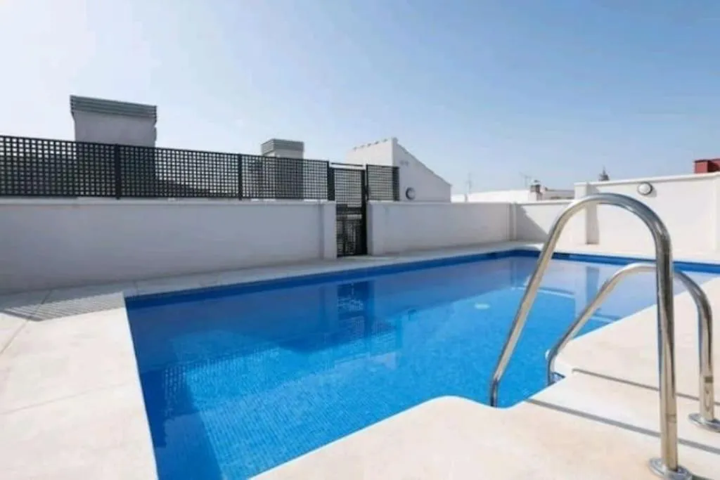 Image 3 of Penthouse Apartment & Pool Malaga Center
