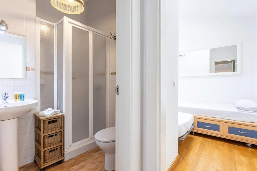 Image 5 of Penthouse in St Montaño, historic centre, WiFi.
