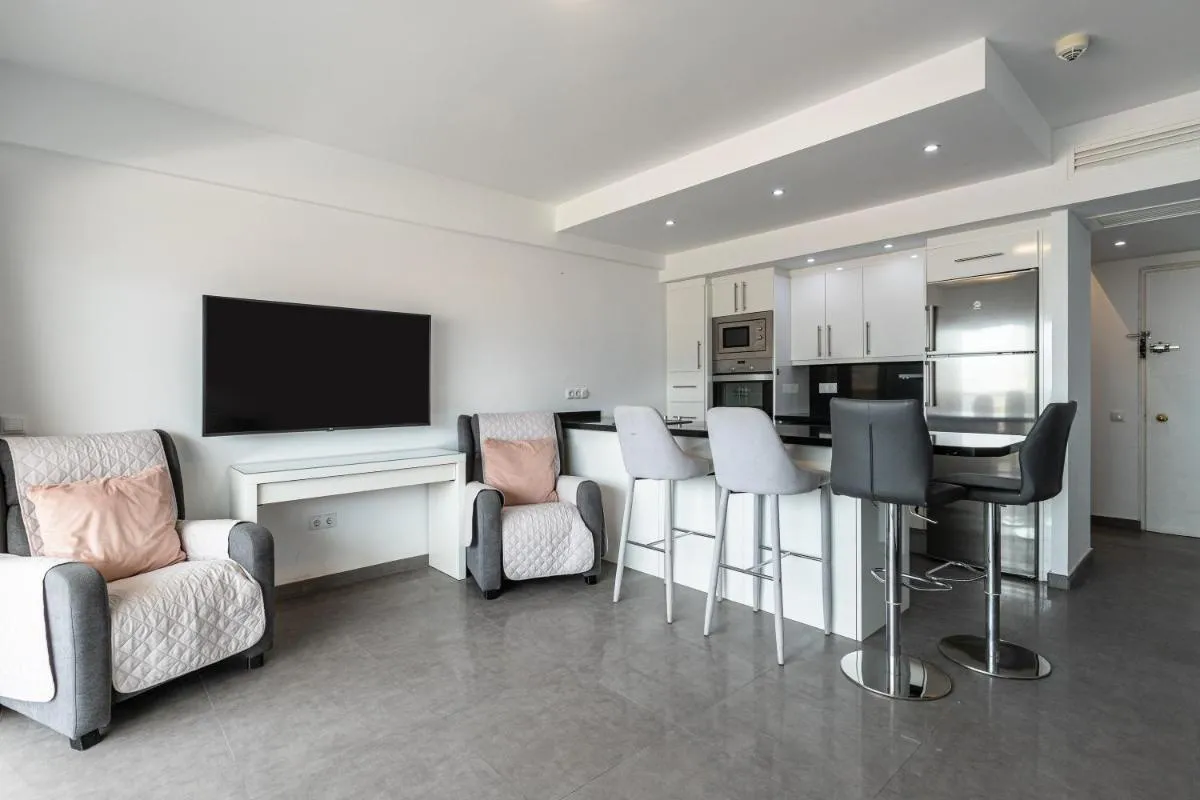 Image 4 of Penthouse with private pool