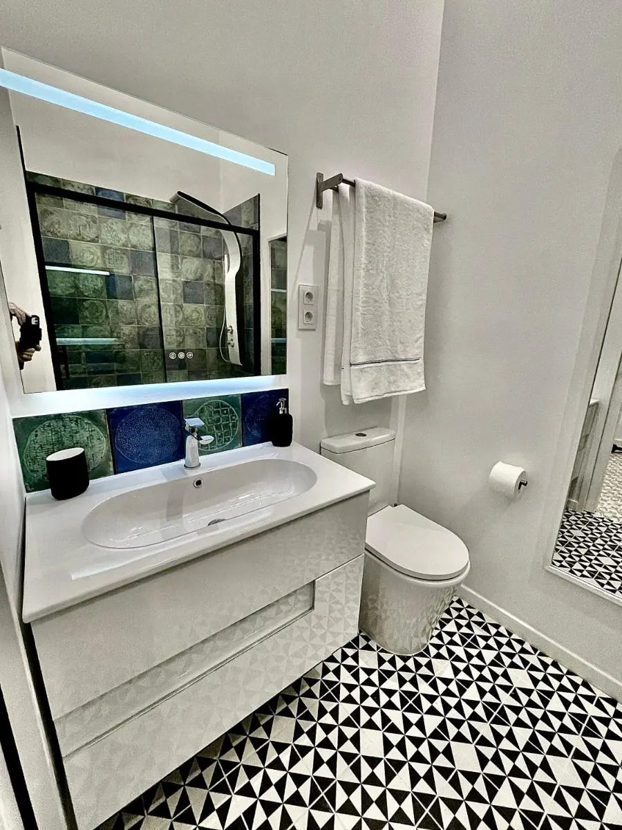Image 5 of Puerta Roja 3 bedroom Luxury Apartment