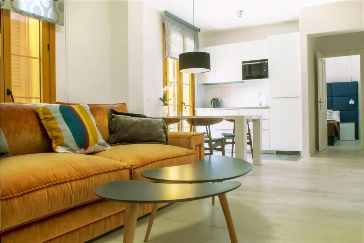 Image 4 of Santa Cruz Apartments
