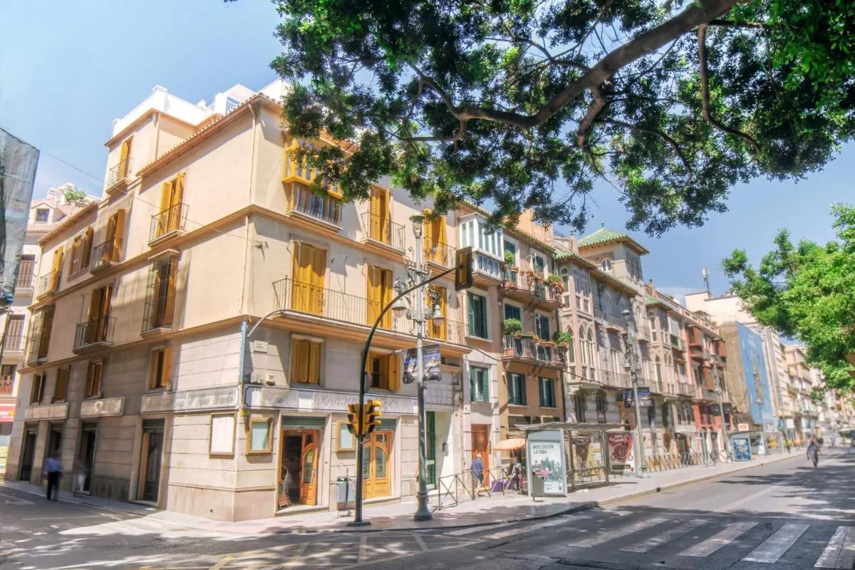 Image 5 of Santa Cruz Apartments