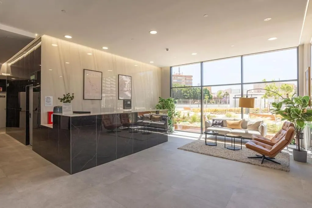 Image 3 of Skyline VI Pool & Coworking by ELE Apartments
