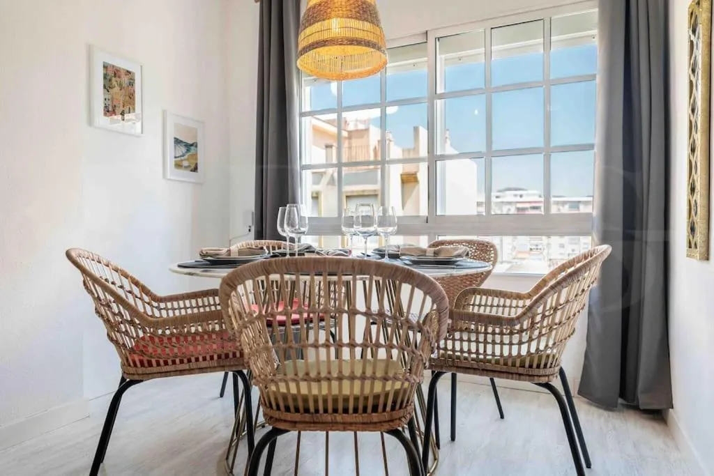 Image 2 of Spacious & authentic apartment by REMS