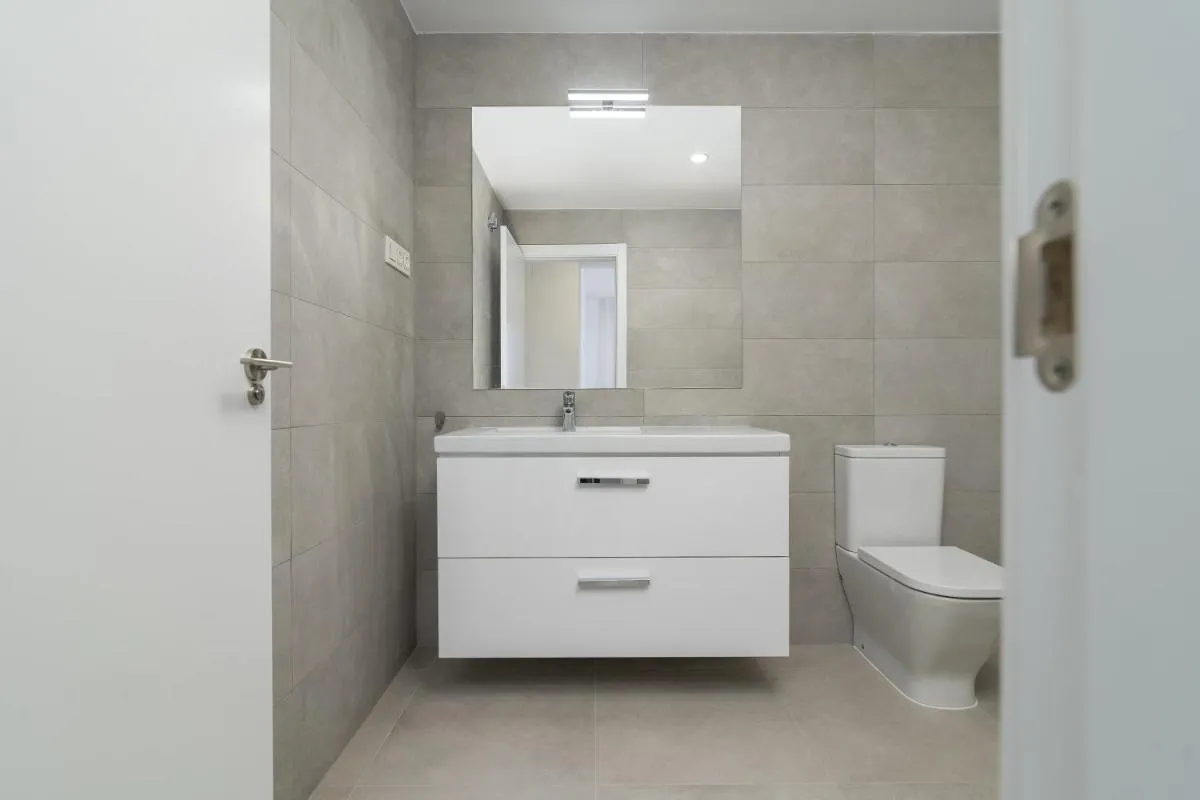 Image 2 of Suite Homes urban Sky Tower 23G