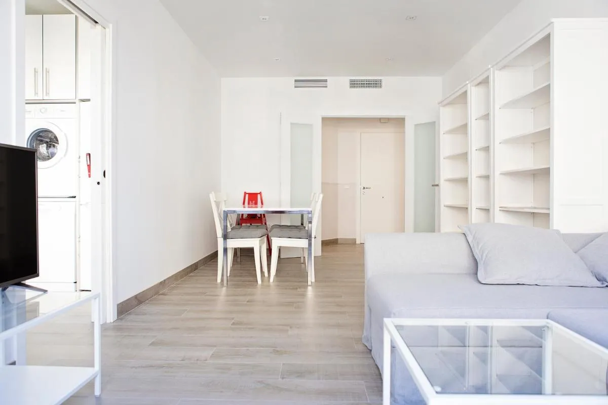 Image 1 of Suncity Flat Victoria