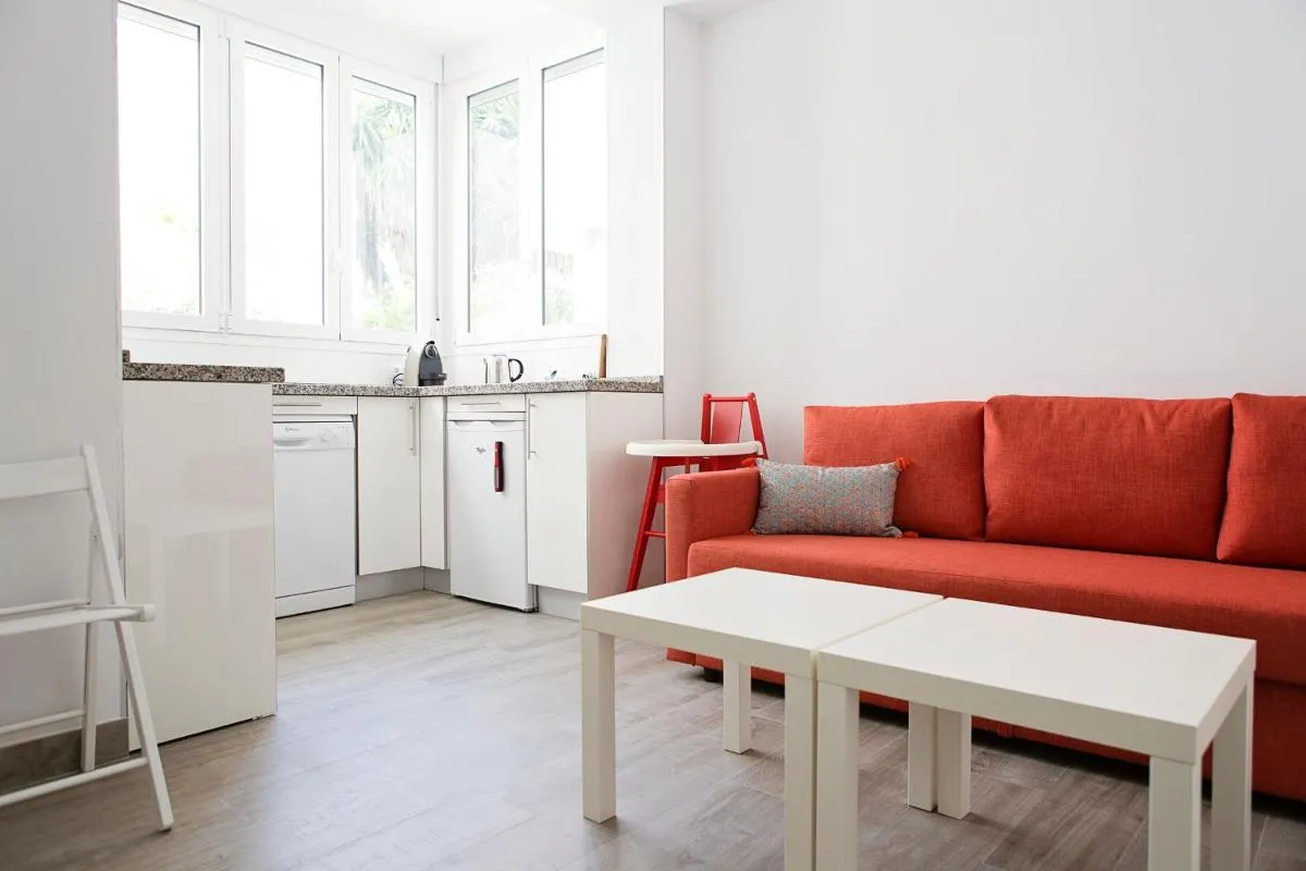Image 6 of Suncity Flat Victoria