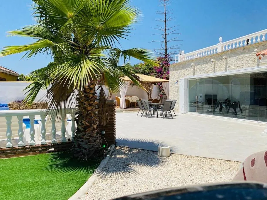 Image 5 of Sunny Villa Mijas with large pool free parking